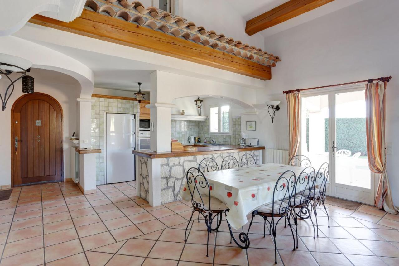 Villa De Charme, 8 Pers, Climatisee, Piscine Chauffee, Calme Garanti Roquebrune-sur Argens Εξωτερικό φωτογραφία